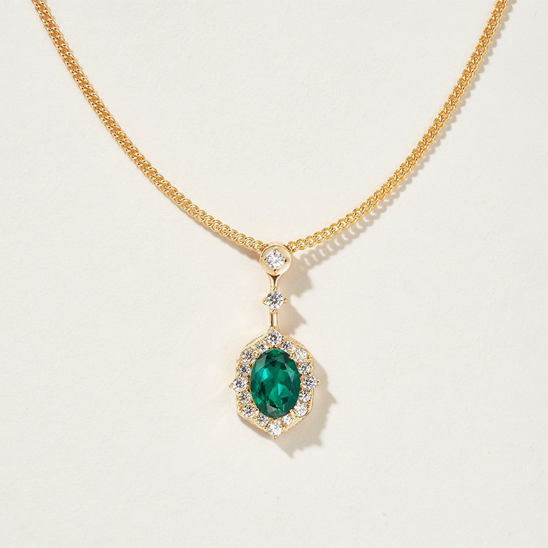 emerald cluster necklace