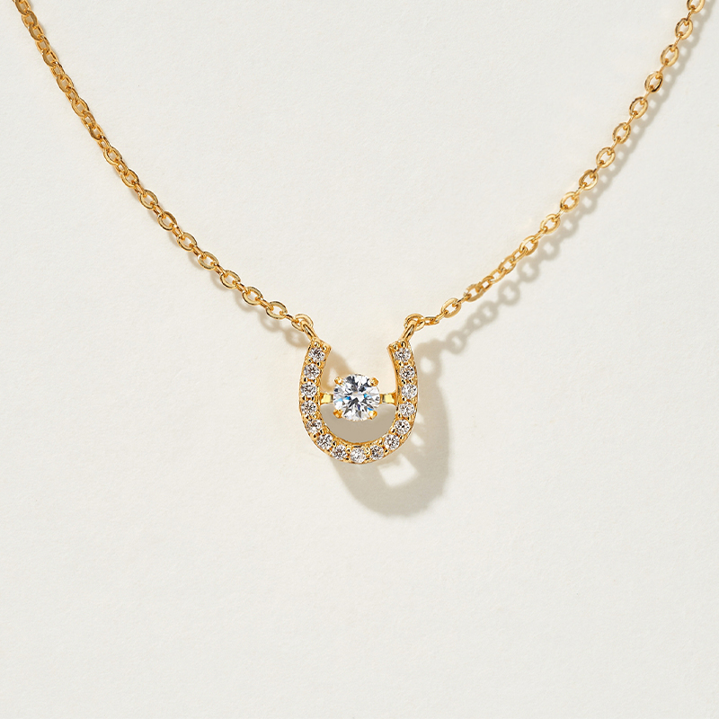 pony horseshoe necklace