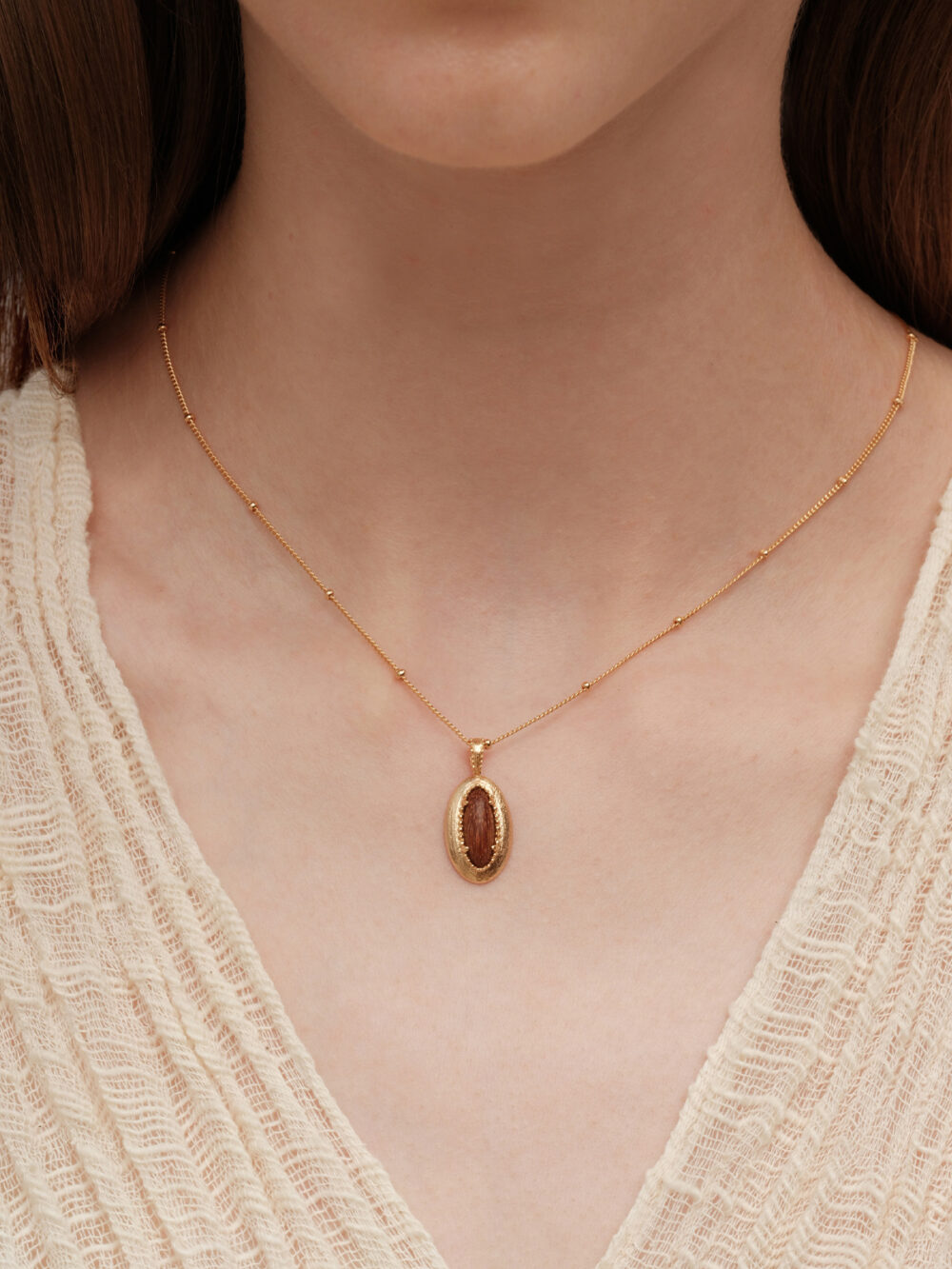 everleaf golden nanmu wood pendant necklace