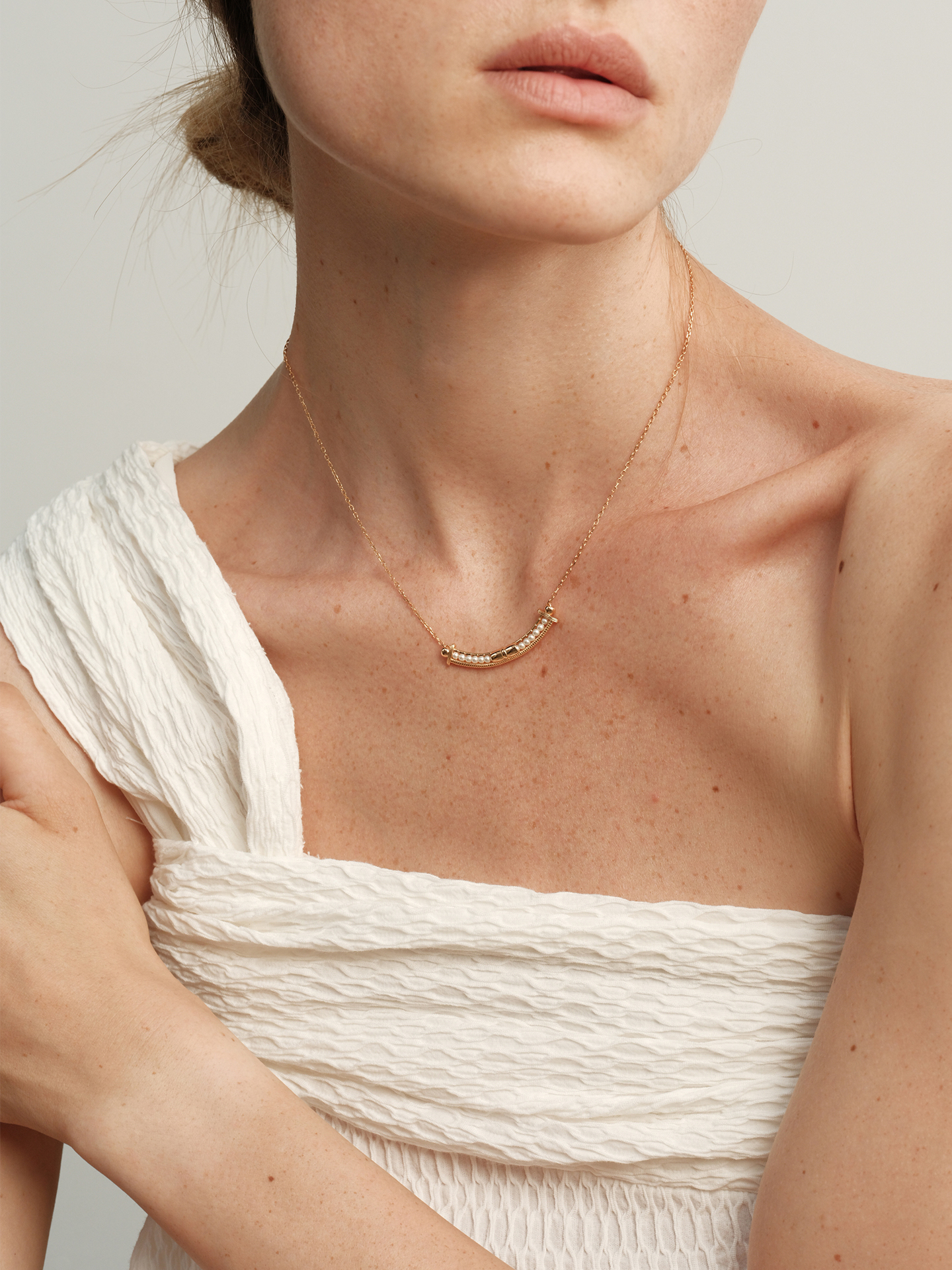 angel’s smile pearl arc necklace angel’s smile pearl arc necklace