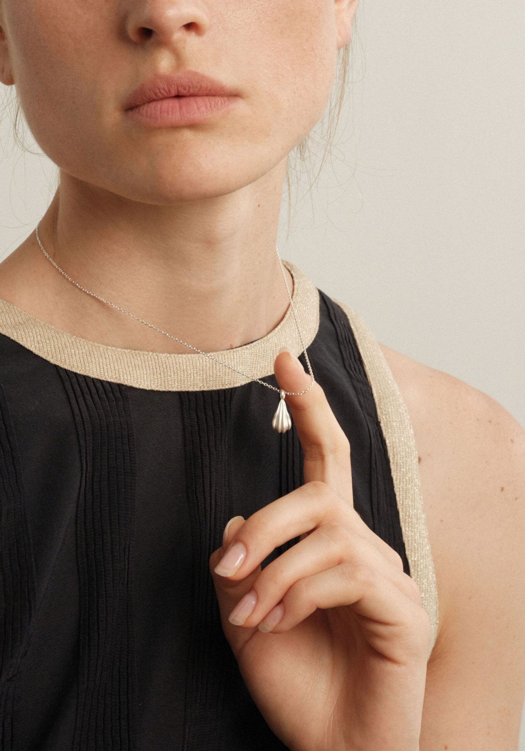 valuri necklace valuri necklace