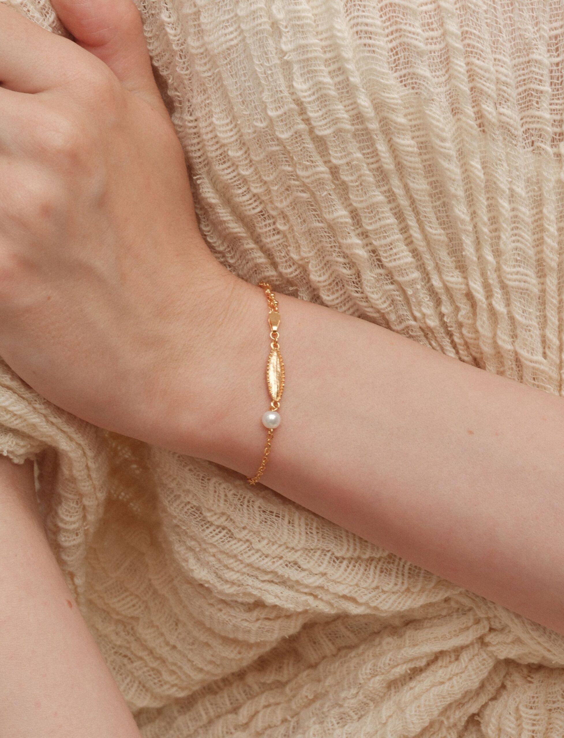 everleaf pearl leaf bracelet everleaf pearl leaf bracelet