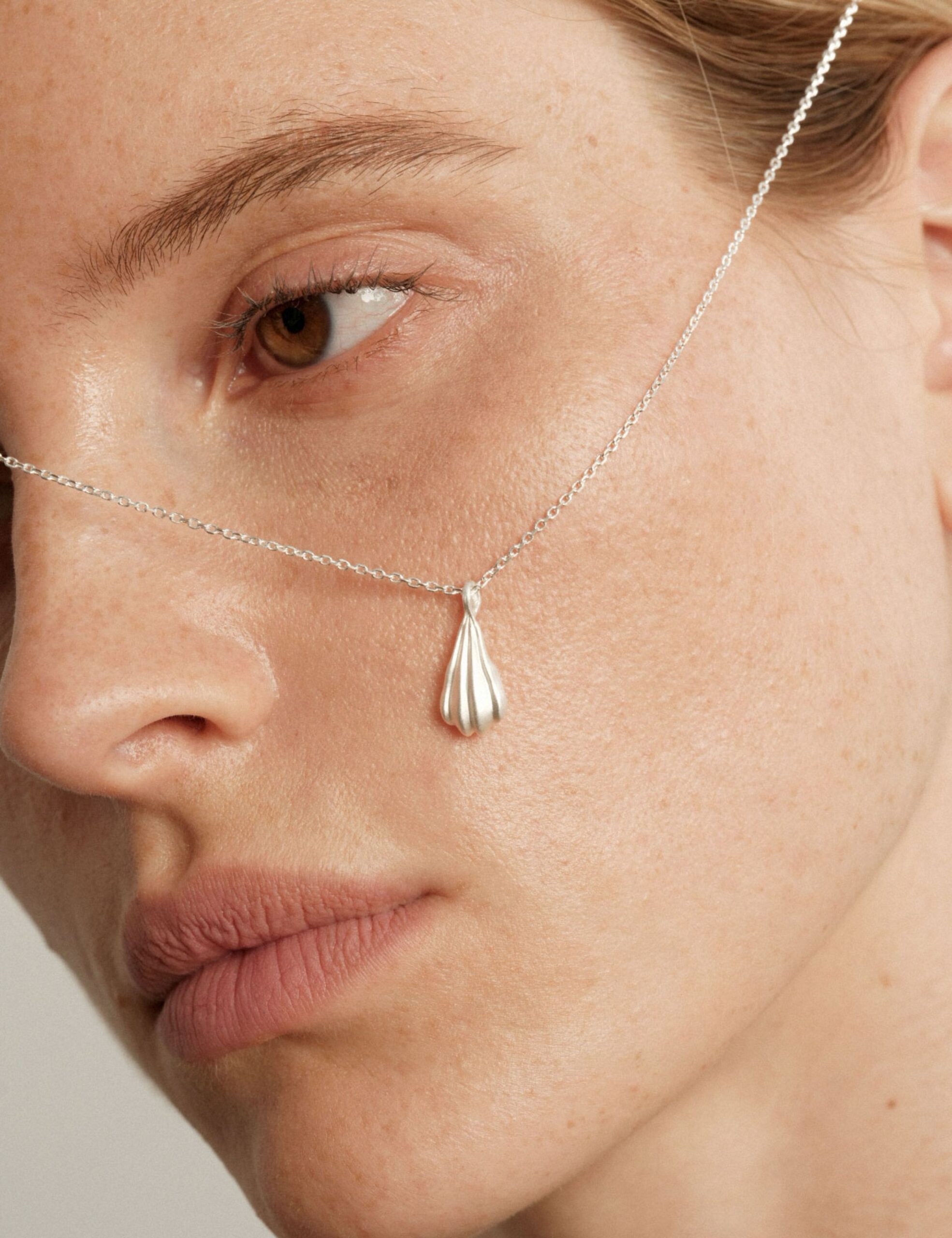 valuri necklace valuri necklace